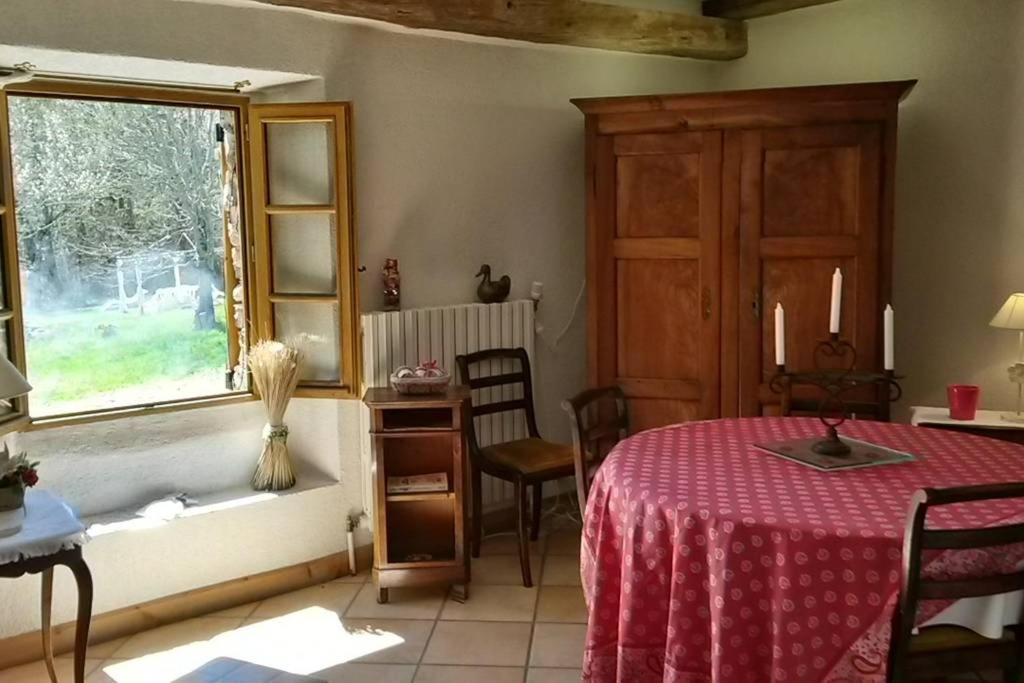 Domaine De Lara Bed and Breakfast Barcelonnette Εξωτερικό φωτογραφία
