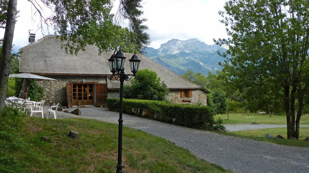 Domaine De Lara Bed and Breakfast Barcelonnette Εξωτερικό φωτογραφία